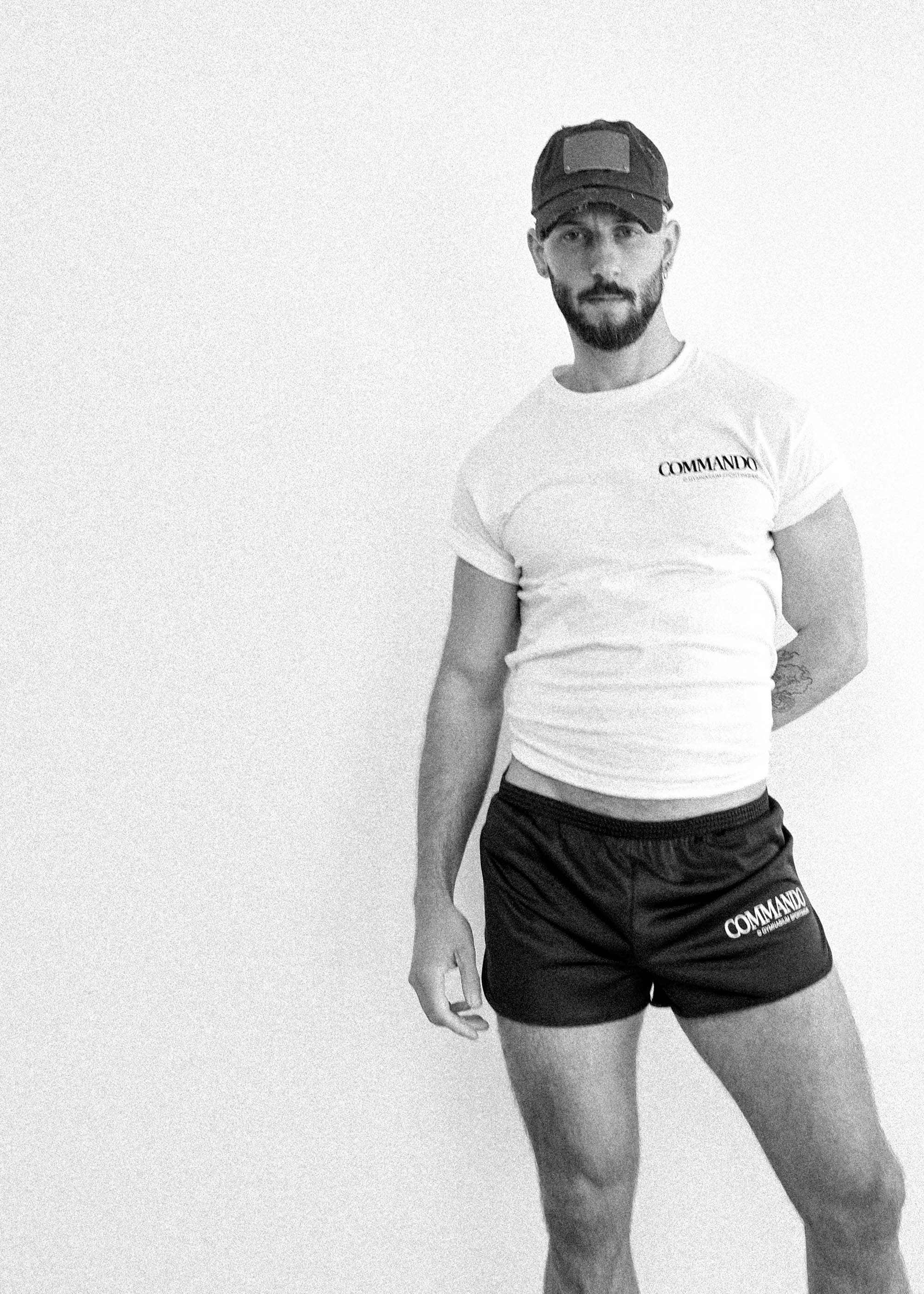 GYMNASIUM THE COMMANDO T-SHIRT IN WHITE - Image 5