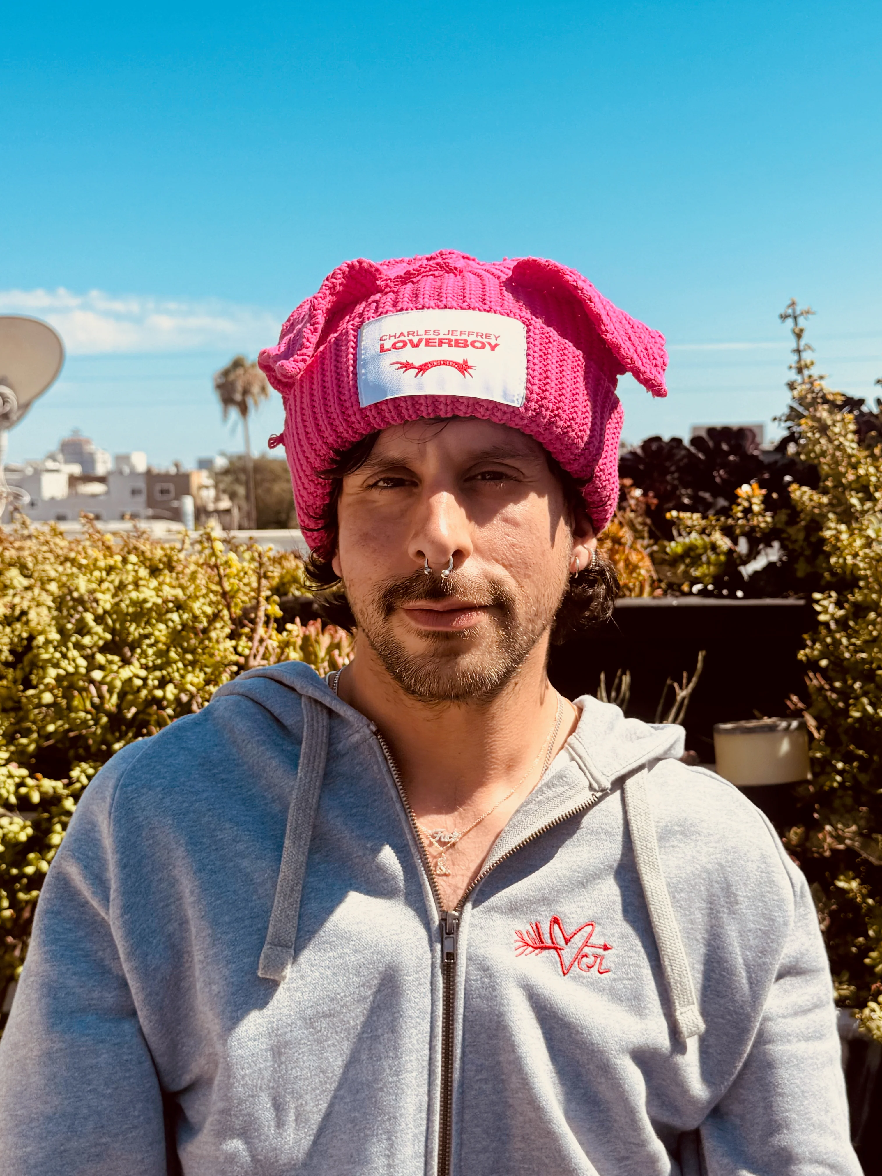 LOVERBOY BY CHARLES JEFFREY CHUNKY EARS BEANIE PINK - Image 2