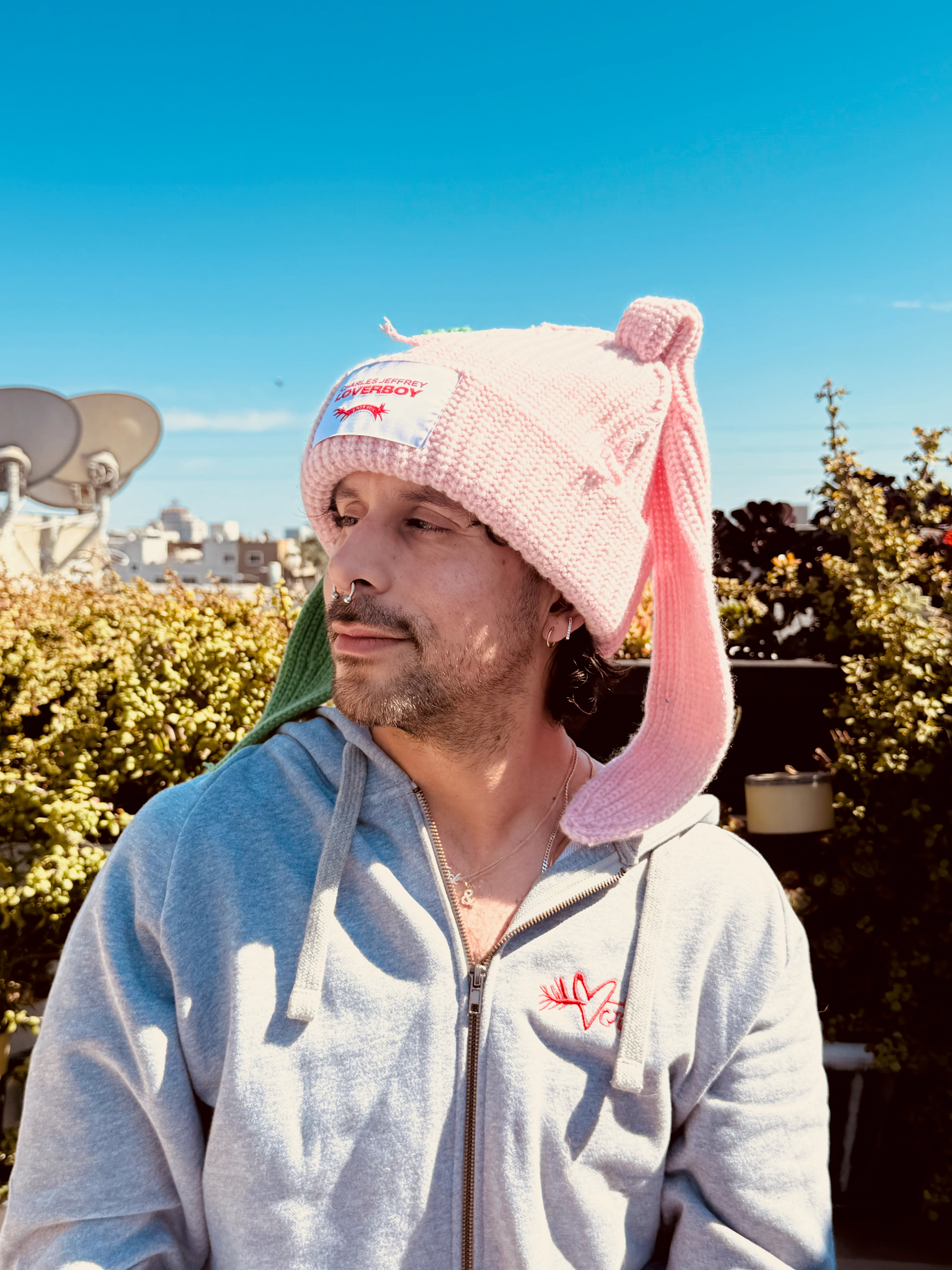 LOVERBOY BY CHARLES JEFFREY CHUNKY Rabbit BEANIE in PINK + light Green - Image 4