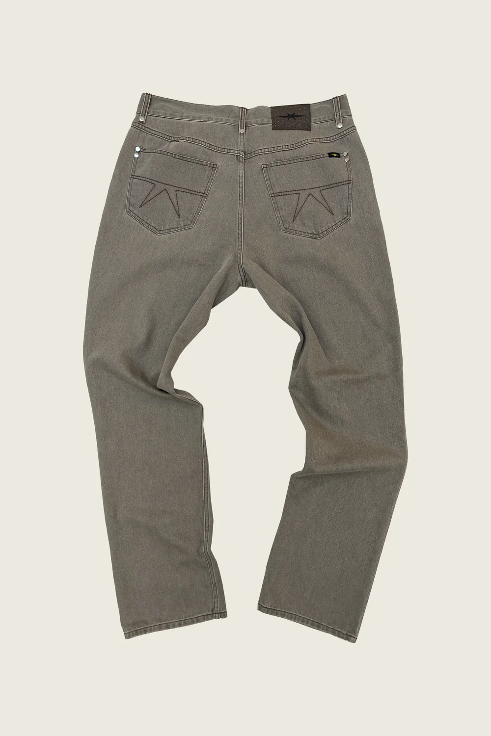 PHIPPS STUD JEAN TAUPE - Image 2