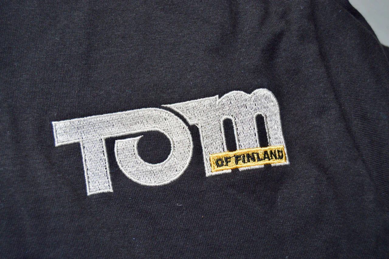 Tom's Logo Embroidered T-Shirt - Image 5